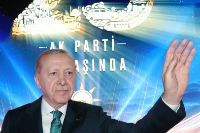 Cumhurbaşkanı Erdoğan: "Allah ömür ve sağlık verirse daha nice yıllar Türkiye'ye hizmet mücadelesi içinde olacağım"
