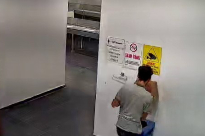 İlginç Hırsızlık Kamerada