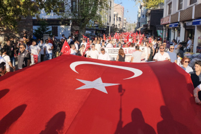 Bursa'da 'Çerçeve Yasa'ya karşı tek yürek: "İçimiz kan ağlıyor, pes etmeyeceğiz!"