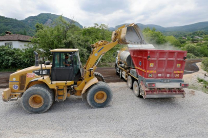 İnegöl Kırsalında 18 Kilometrelik Yol Seferberliği