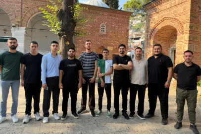 AK Parti Osmangazi Gençlik Kolları’ndan tarihi mirasa anlamlı vefa
