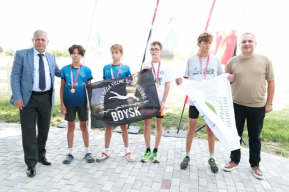 Osmangazi Belediyesi gençleri spor yapmaya teşvik ediyor