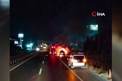 Bursa'da lüks otomobil alevlere teslim oldu: O anlar kamerada