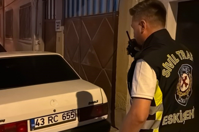 Babaanne işlemleri balkondan izledi, ceza yazılmaması için polise ricada bulundu