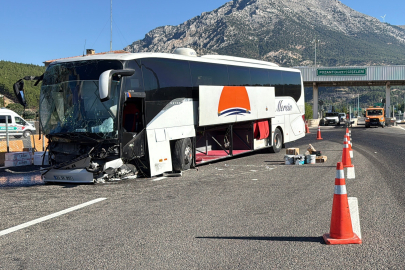 Adana'da Kaza: 5 Yaralı