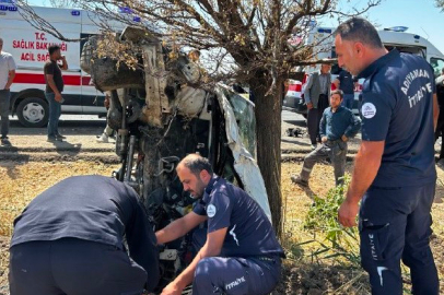 Düğün Törenine Giderken Kaza: 6 Yaralı