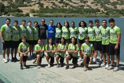 Büyükşehir Belediyespor kanocularından 12 madalya
