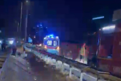 Otomobil Bariyerlere Çarparak Durabildi