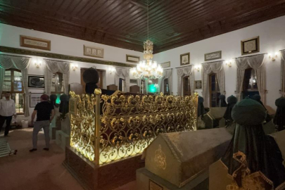 Üftâde Hazretleri’nin Makamındaki Hat Levhaları Yenilendi