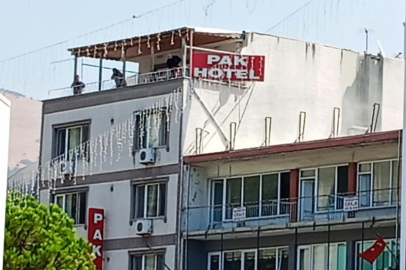 Gemlik'de pasajın çatısında yangın paniği