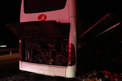 Seyir Halindeki Yolcu Otobüsü Alev Alev Yandı