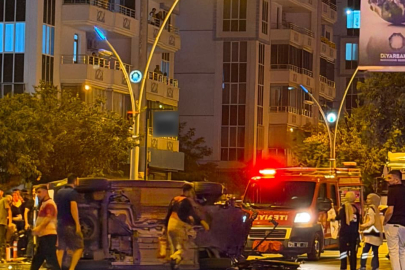 İki Otomobil Çarpıştı: 3 Yaralı