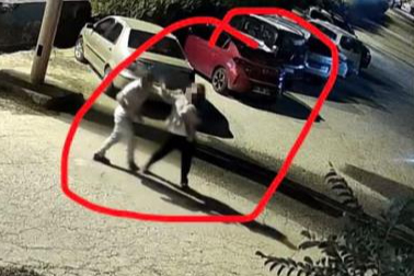 Kucağında çocuğuyla eşinin silahlı saldırısına uğrayan kadın hayatını kaybetti