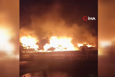 Antalya Balıkçı Barınağı’nda yangın: 20’den fazla tekne küle döndü