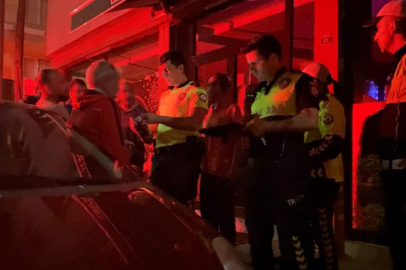 Alkollü şahıslar polisi çileden çıkardı