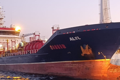 Silivri açıklarında 2 gemi çarpıştı! Olay yerinden ilk görüntüler geldi