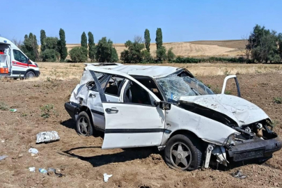 Otomobil Takla Attı : 2 Kişi Ölümden Döndü