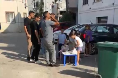 Çocukların limonatalarını Bursa Büyükşehir ekipleri satın aldı