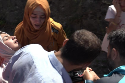 Kaybolan çocuğuna kavuşan anne sevinçten bayıldı