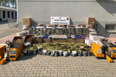 Bursa’da kaçakçılık operasyonu: 3,2 milyon liralık kaçak tütün ve sigara ele geçirildi