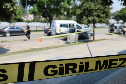 Adliye çıkışı kan gölüne döndü: Boşanma davası sonrası 1 ölü, 5 yaralı