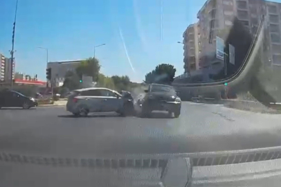 Feci Kaza Kamerada