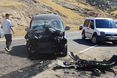 Siirt'te feci kaza: 4 yaralı