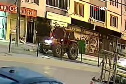 Bursa'da 10 kişinin yaralandığı kaza kameraya yansıdı