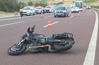 Kamyona çarpan motosiklet sürücüsü hayatını kaybetti
