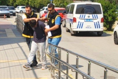 17 Yaşındaki Arkadaşını Öldürdü...