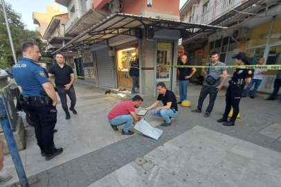 Kuyumcu dükkanında silahlı soygun girişimi: 2 yaralı