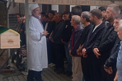 Motosiklet kazasında hayatını kaybeden genç son yolculuğuna uğurlandı