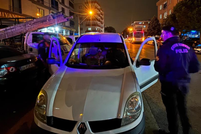 Bursa'da 1000 polisle asayiş uygulaması: Ruhsatsız tabanca ve uyuşturucu ele geçirildi