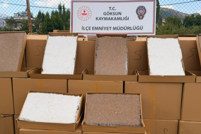 Kahramanmaraş'ta kaçakçılık operasyonunda 2 milyon 62 bin 500 makaron ele geçirildi