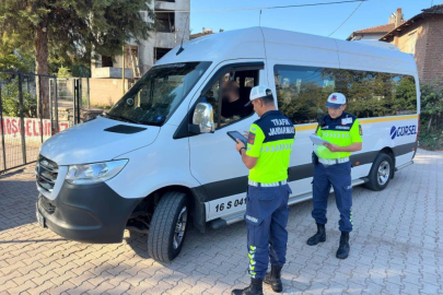 Gemlik'te jandarmadan okul çevrelerinde sıkı denetim