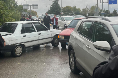 İnegöl’de zincirleme kaza: 2 yaralı