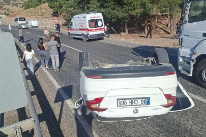 Otomobil Takla Attı: 2 Yaralı