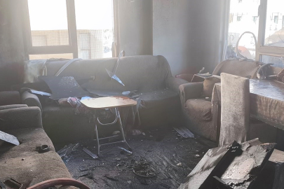 Apartman dairesinde çıkan yangın korkuttu