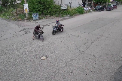 2 Motosiklet Çarpıştı: Kaza Sonrası İlginç Tepki