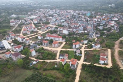 İnegöl'de 27 sokakta sathi kaplama çalışması başladı