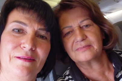 Kazada hayatını kaybeden Ukraynalı dünürlerden geriye uçaktaki fotoğraf kaldı