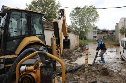 Mudanya Esence'de sel ve su baskınına müdahale sürüyor: 78 personel sahada