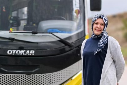 Kadın otobüs şoföründen hayat kurtaran hareket...