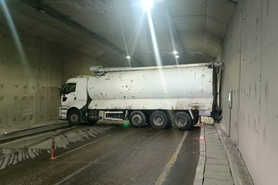 Yakıt Tankeri Tünel Duvarına Çarptı