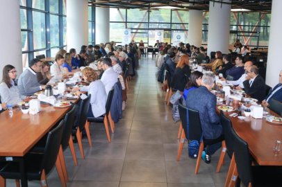 BUÜ’de akademik başarı buluşması
