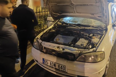 Seyir Halindeki Otomobil Alev Alev Yandı