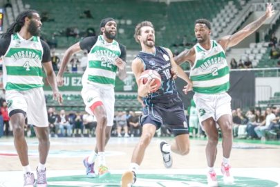 Bursaspor Basketbol, evinde de kaybetti