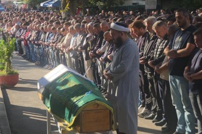 Fabrikada çatıdan düşerek hayatını kaybeden genç toprağa verildi
