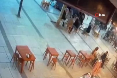 17 yaşındaki kıza saldıran şahıs, vatandaşın gazabına uğradı: O anlar kamerada