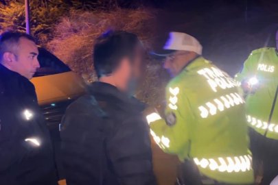 "Ben seyir halinde değilim" dedi, polisi çileden çıkardı
